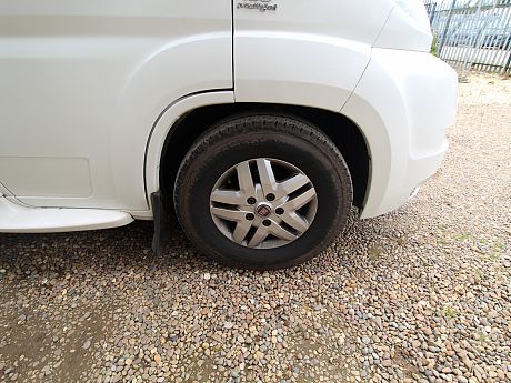 Bessacarr E795 2009 image