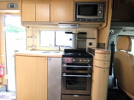 Bessacarr E795 2009 image