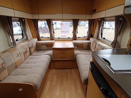 Bailey 554 2010 image