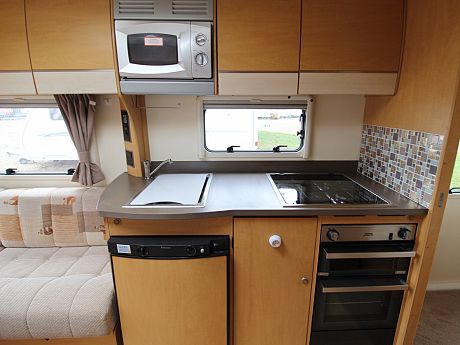 Bailey 554 2010 image