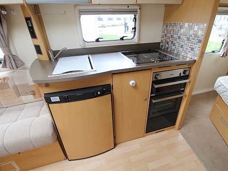 Bailey 554 2010 image
