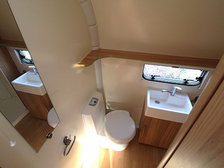 Bailey Orion 440/4 - 2011 image