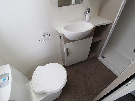 Swift Sterling Eccles 584 Sport 2014 image