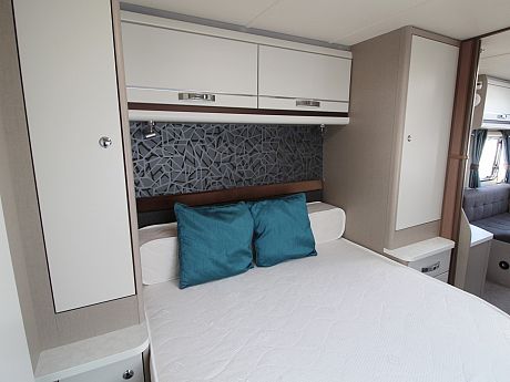 Swift Sterling Eccles 584 Sport 2014 image