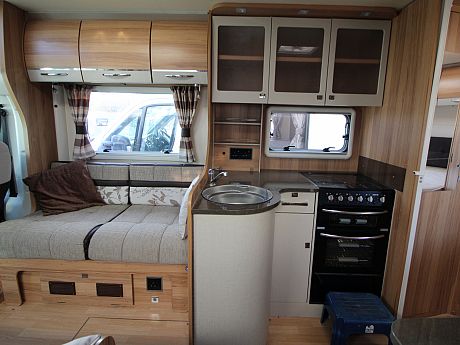 Bailey Autograph Approach 740 - 2015 image