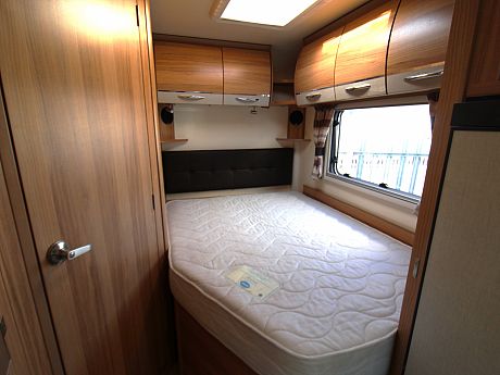 Bailey Autograph Approach 740 - 2015 image