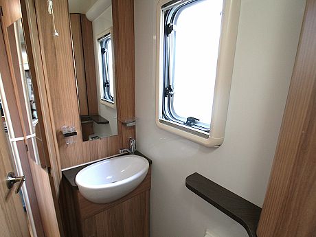 Bailey Autograph Approach 740 - 2015 image