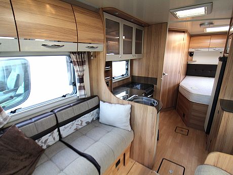 Bailey Autograph Approach 740 - 2015 image