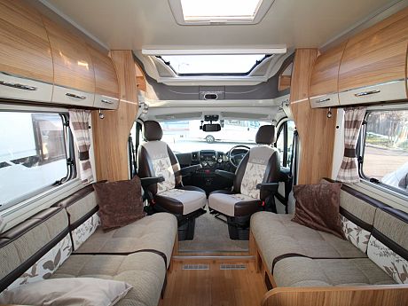 Bailey Autograph Approach 740 - 2015 image