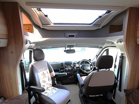 Bailey Autograph Approach 740 - 2015 image