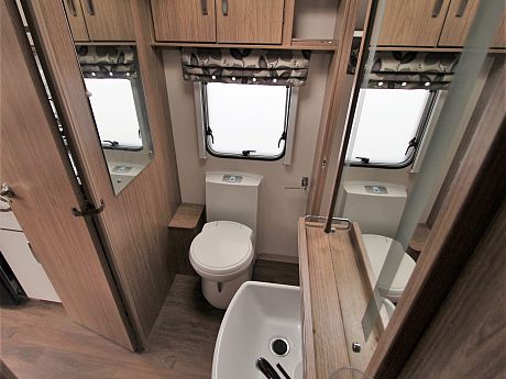 Coachman VIP 545 - 2015 image
