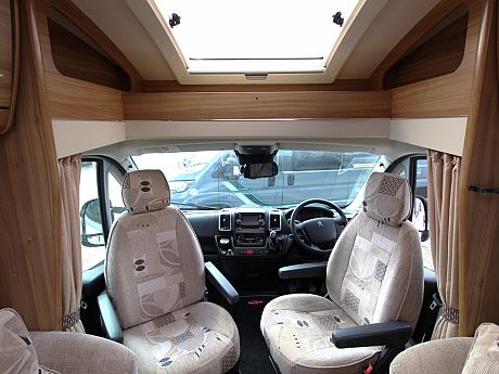 Elddis Majestic 155 - 2015 image