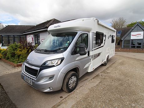 Elddis Majestic 155 - 2015 image