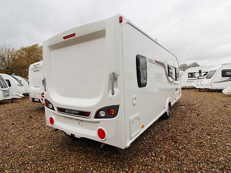 Swift Corniche 19/4 2015 image
