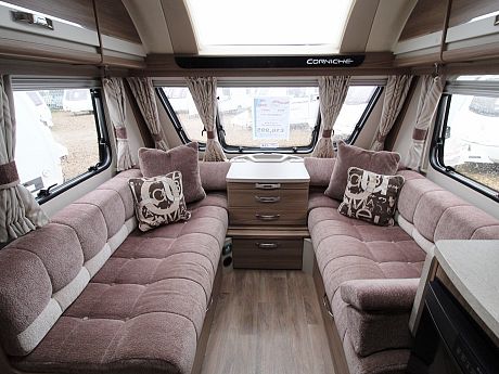 Swift Corniche 19/4 2015 image