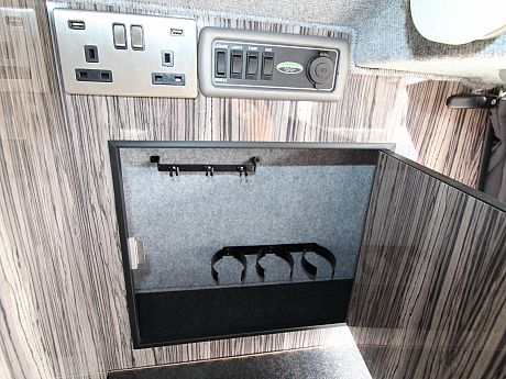 VW Leisuredrive Vivanti - 2015 image
