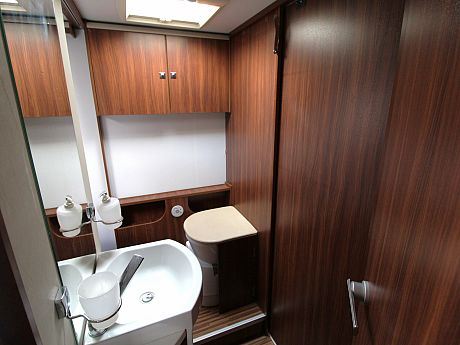 Adria Matrix SBC 687 - 2016 image