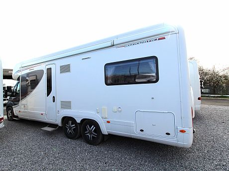 Auto-Trail Arapaho 2016 image