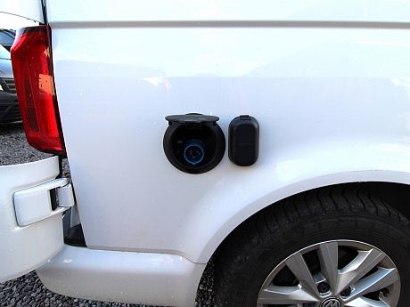 VW Bilbo Celex T30 LWB- 2016 image