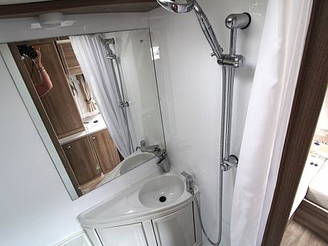 Swift Lifestyle 686 - 2016 image