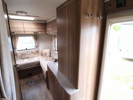 Swift Lifestyle 686 - 2016 image
