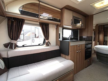 Swift Conqueror 580 - 2016 image