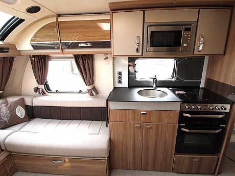 Swift Conqueror 580 - 2016 image