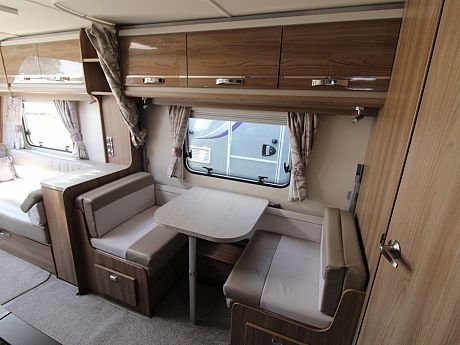Swift Corniche 17/4 - 2016 image