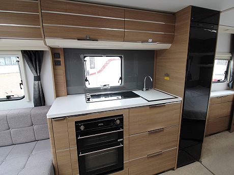Adria Adora Thames 613 UT 2017 image
