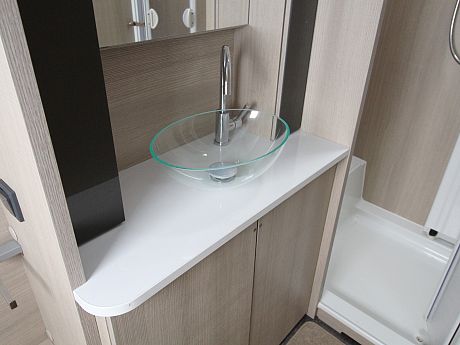 Adria Adora Thames 613 UT 2017 image