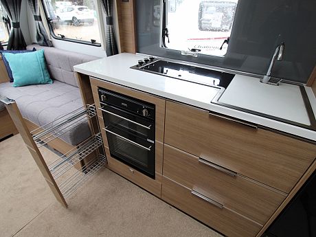 Adria Adora Thames 613 UT 2017 image