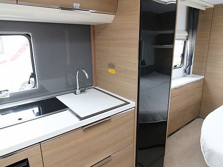 Adria Adora Thames 613 UT 2017 image