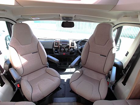 Swift Bessacarr 412 - 2017 image