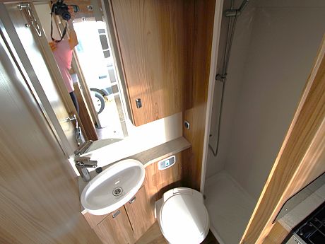 Swift Bessacarr 412 - 2017 image