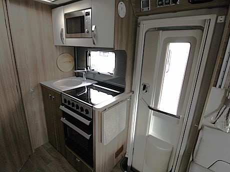 Bessacarr 424 - 2017 (66191) image