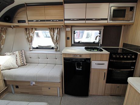 Coachman Pastiche 545 - 2017 image