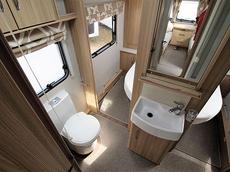 Coachman Pastiche 545 - 2017 image