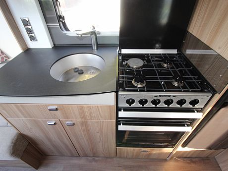 Swift Conqueror 480 - 2017 image