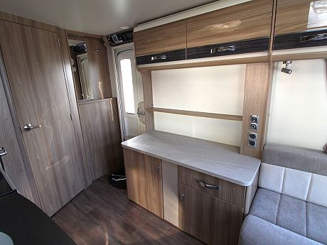Swift Conqueror 480 - 2017 image