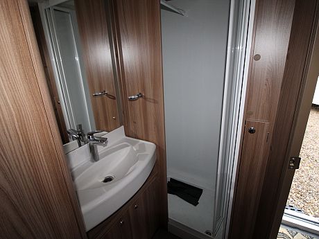 Swift Corniche 17/4 - 2018 image