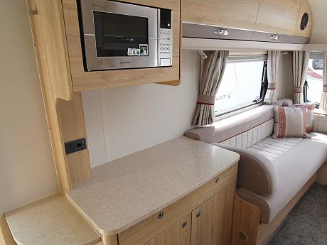 Elddis Supreme 482 2017 image