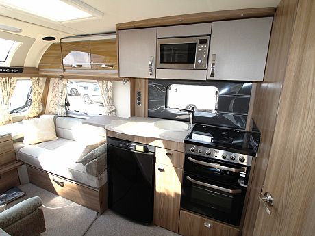 Swift Corniche 15/2 - 2017 image