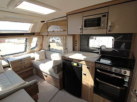 Swift Corniche 15/2 - 2017 image