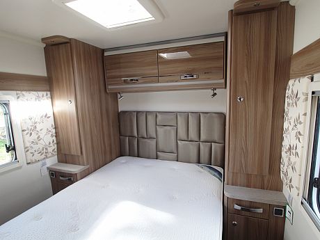 Swift Corniche 19/4 2017 image