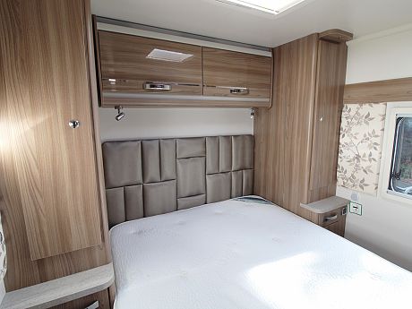 Swift Corniche 19/4 2017 image