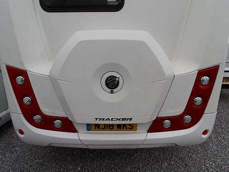 Auto-Trail Tracker EKS - 2018 image