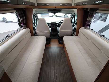 Auto-Trail Tracker EKS - 2018 image