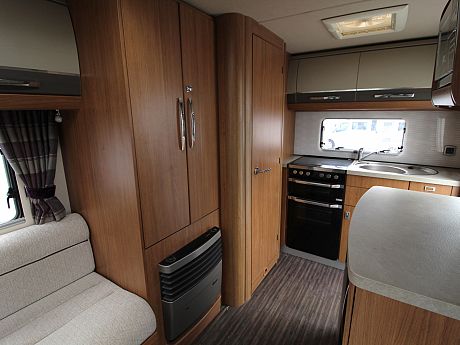 Auto-Trail Tracker EKS - 2018 image