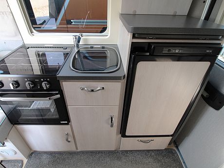 Auto-Sleeper  Symbol 2018 image