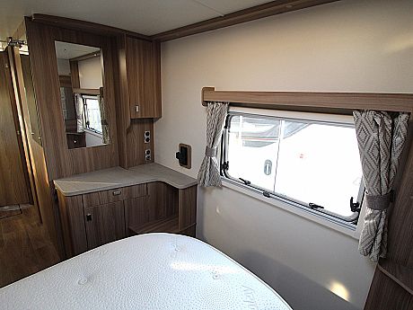 Swift Bessacarr 494 Luxe - 2018 image